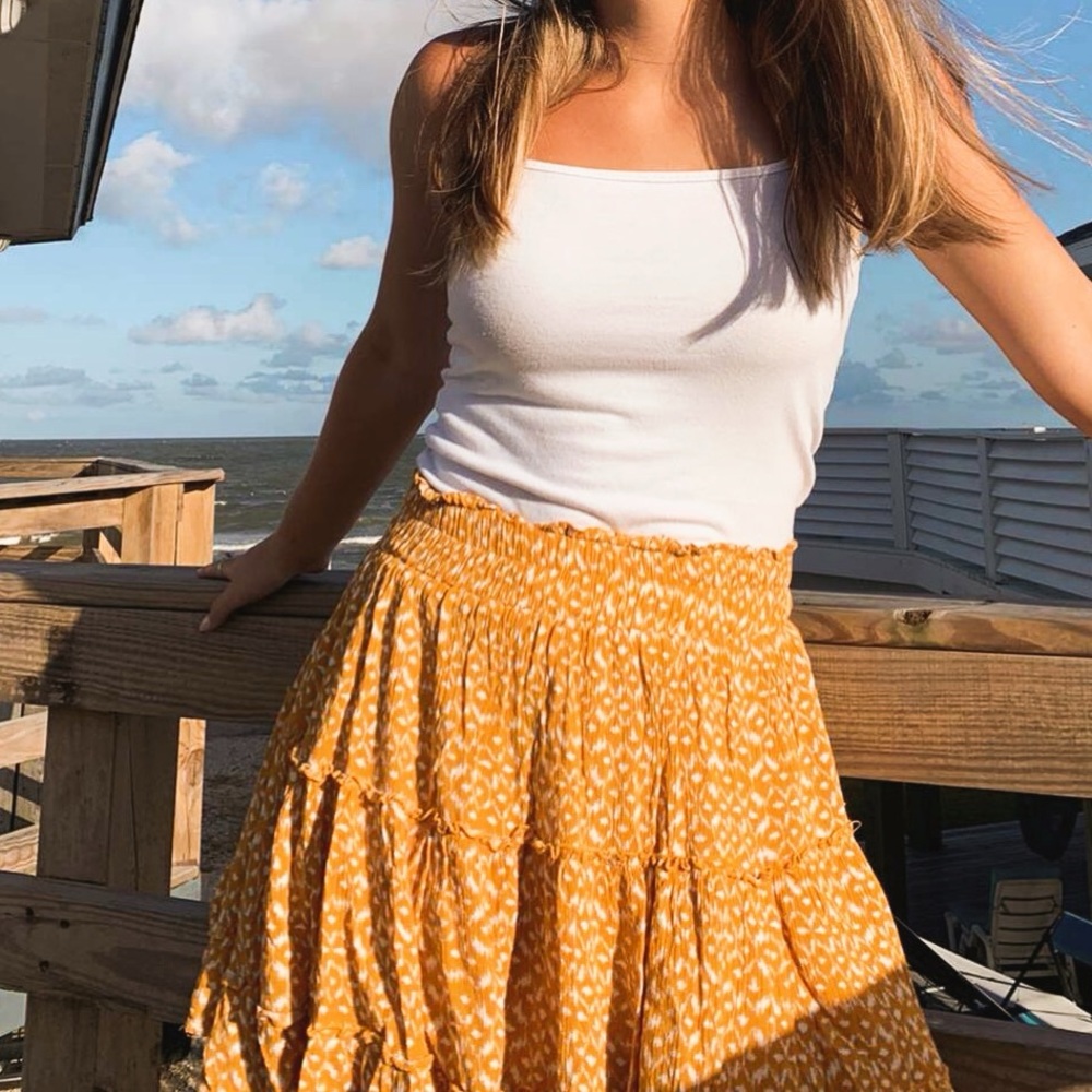 Yellow and white summer skirt